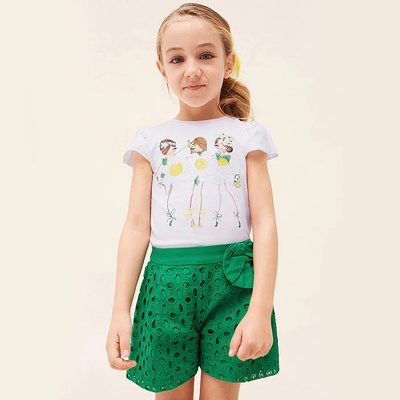 MAYORAL Тениска с къс ръкав с момичета и цветя Майорал в бяло