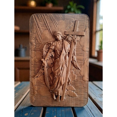 Drevený obraz na stenu Archaniel Michael