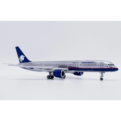 JC Wings B757-23A Aeromexico 1990s Colors 1:200