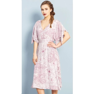 Стилна нощница в бяло с лилави цветя и орнаменти