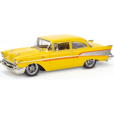 MONOGRAM Plastic ModelKit auto 4551 57 Chevy Bel Air 1:25