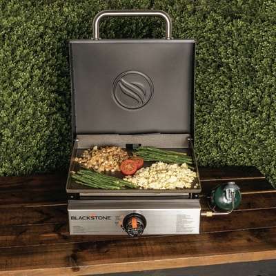 Blackstone 17" Griddle s víkem