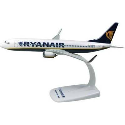 Herpa Boeing 737 8AS Ryanair Snap Fit 1:200