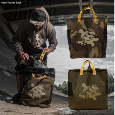 Vass taška Na Prsačky Wader Bag Camo