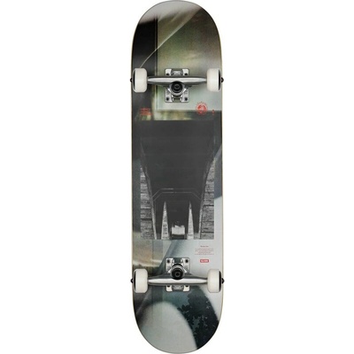 Globe G1 Window Pain