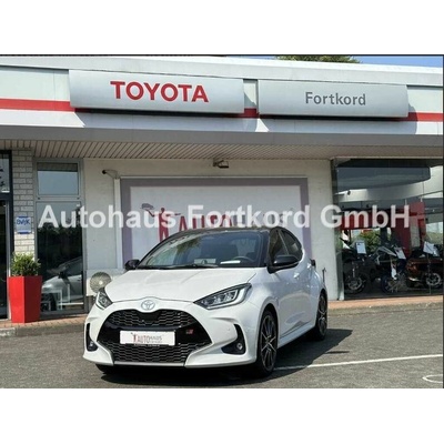 Toyota Yaris 1.5 Hybrid 96 kW