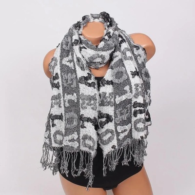Дамски топъл шал в черно и бяло