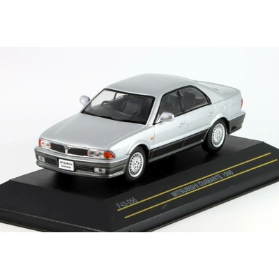 First 43 Models Mitsubishi Diamante 1990 stříbrná 1:43