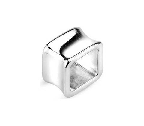 Piercing ucha F11