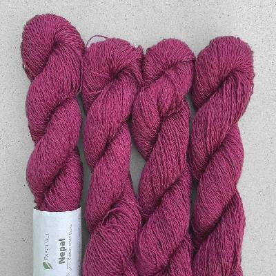 Pletací příze Pascuali Nepal 50g Nepal: raspberry-red 08
