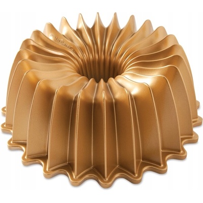 Nordic Ware Klasická forma 26x26cm průměr 26cm