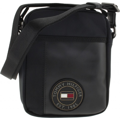 Tommy Hilfiger pánský černý crossover AM0AM12691-BDS-613