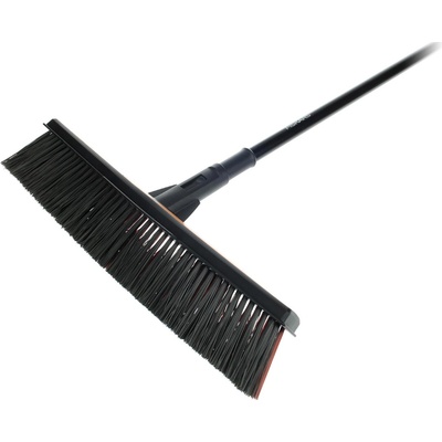 Fiskars Solid ™ L univerzálna metla 1025926