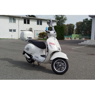 Vespa GTS 310 Super 2025 Bianco Innocente Demo