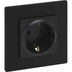 Legrand - Домашна SCHUKO розетка с рамка NILOE STEP 250V черна (LR0116A)
