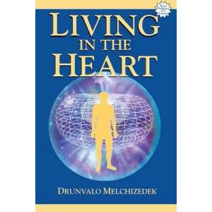 Living in the Heart (ISBN: 9781891824432)