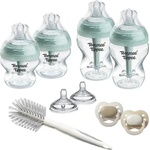 Tommee Tippee Комплект от 4 броя самостерилизиращи се бебешки шишета за хранене Tommee Tippee Advanced Anti-Colic, 2 бр. биберони, 2 бр. залъгалки и четка за почистване на шишета