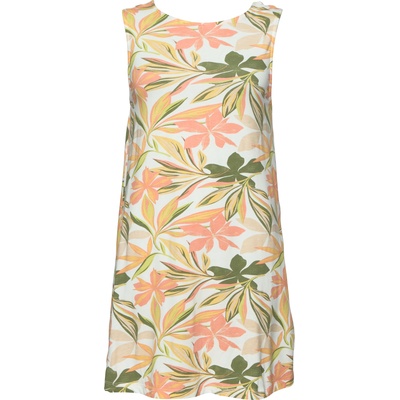 Roxy At the sandbar s