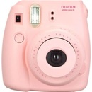 Klasické fotoaparáty Fujifilm Instax Mini 8
