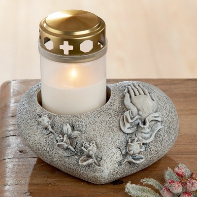 Gilde Gilde Stojan na sviečku na cintoríne Srdce