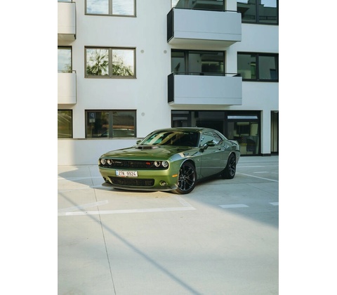 Jazda v Dodge Challenger