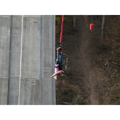 Bungee jumping pro dva Chomutov, 2 osoby, Tandem bungee jump