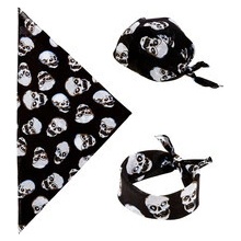 Čierna pirátska bandana s lebkami