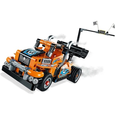 LEGO® Technic 42104 Pretekársky ťahač