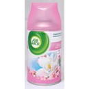 Air Wick automatický spray s vôňou magnólie a kvitnúcej čerešne náhradná náplň 250 ml