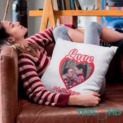 Art gift Възглавничка - Love + желаната дата и снимка