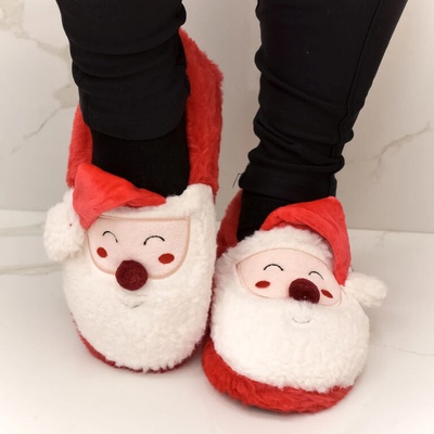 Detské červené ponožkové papuče SANTA