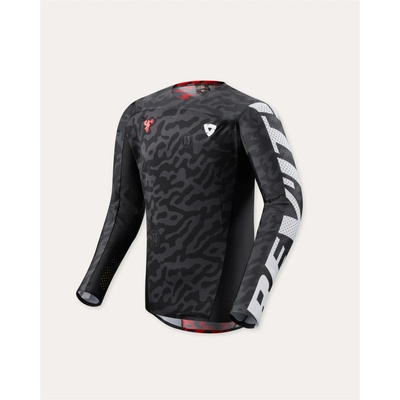 REVIT THIRTEEN black