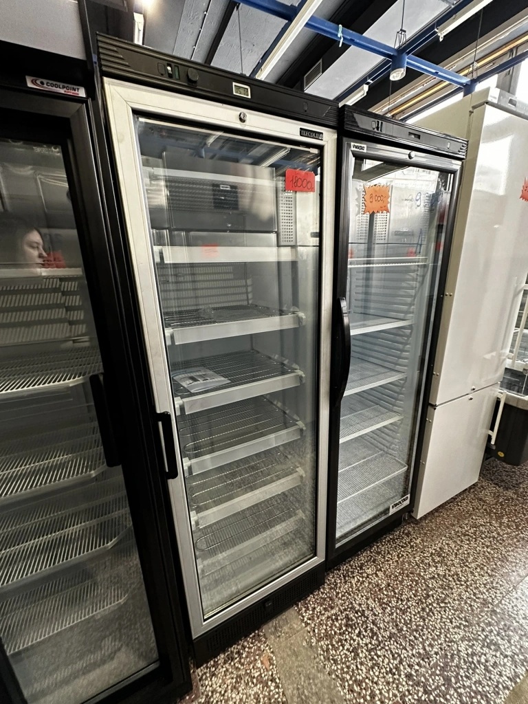 Tefcold UFFS 370G