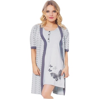 Комплект в светлосин цвят с пеперуда