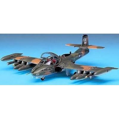 Academy A-37B Dragonfly 1:72 (12461)