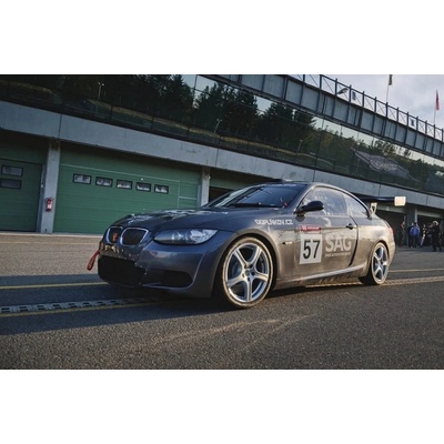 Automobilový závod okruh Brno, 1 osoba, Jízda 50 - 60 minut, BMW 130i