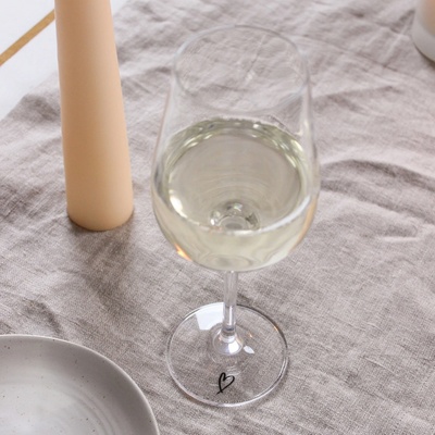 Bella Rose Sklenice na víno Srdíčko čirá barva sklo 350 ml