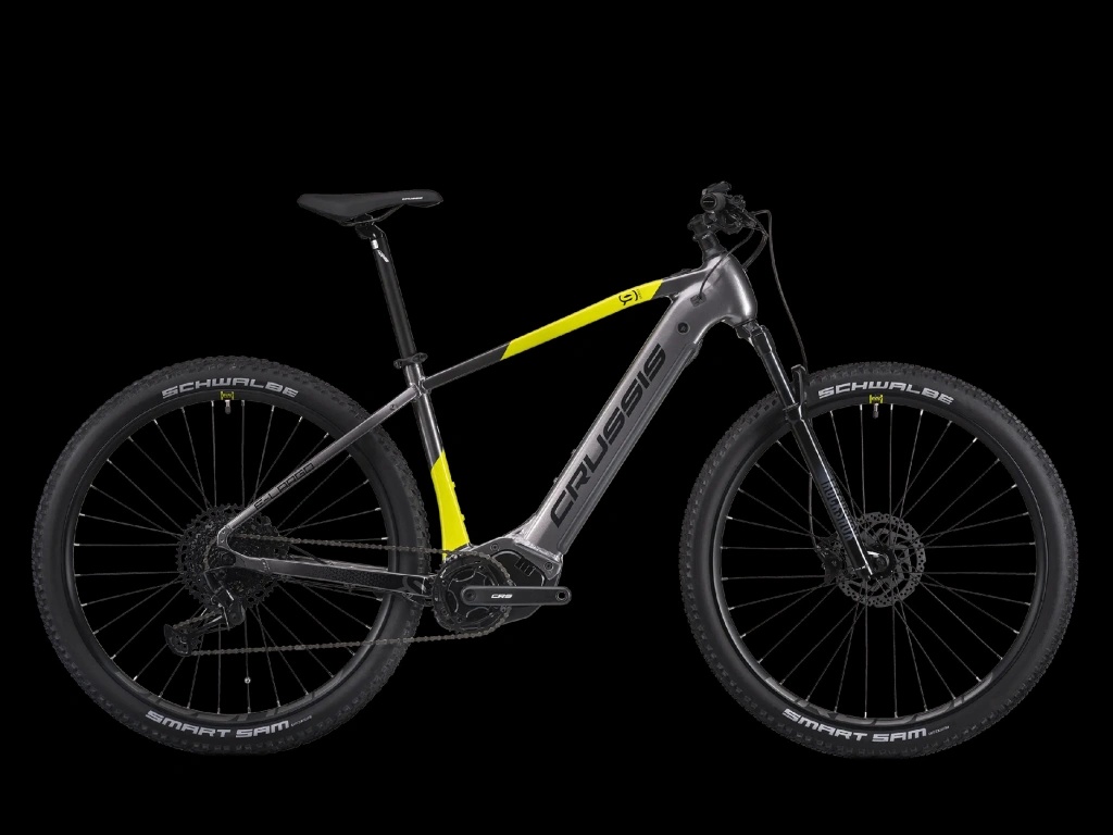 Tohle je absolutní vítěz srovnávacího testu - produkt Crussis e-Largo 9.10 2025