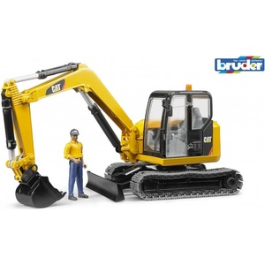 BRUDER Bruder 2466 cat / Мини багер с фигурка (br 2466)