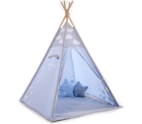 G21 stan teepee modrá obloha