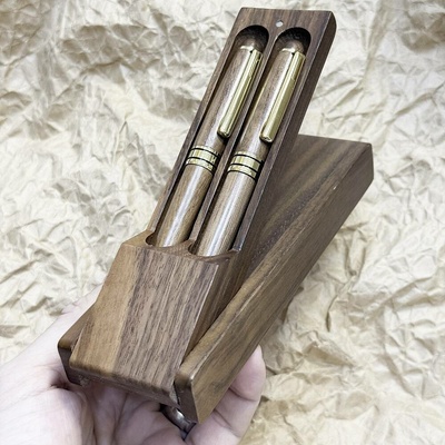 Luxusní dřevěná pera 2 ks s gravírováním Personalizovaný dárek Varianta personalizace + TEXT Originální personalizace na míru