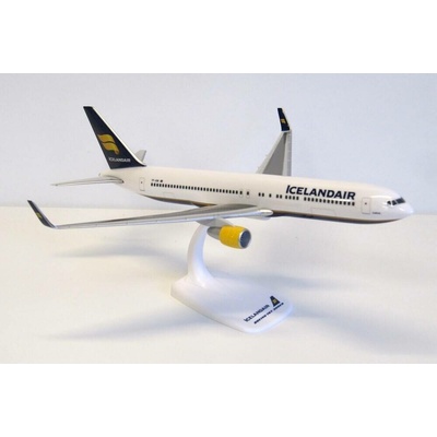 PPC Holland Boeing 767 319ER WL Icelandair Named Gullborg Snap Fit 1:200