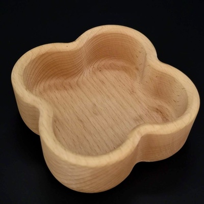 Amadea Miska Dřevěná miska ve tvaru čtyřlístku masivní dřevo 11,2 x 4,5 cm