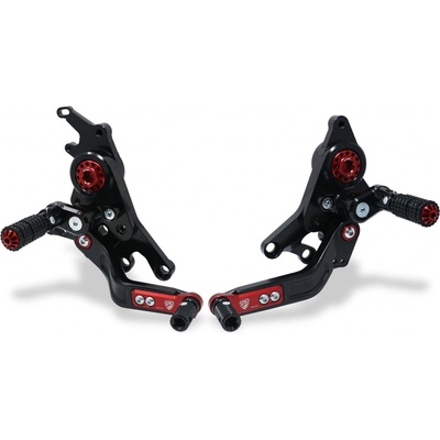 CNC Racing ITALY Nastavitelný stupačkový set - přepákování CNC Racing pro DUCATI Hypermotard 950/SP(sada pro pilota) Barva: černá/červená – Sleviste.cz