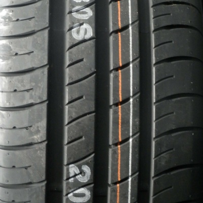 Kumho 821 195/50 R16 84H