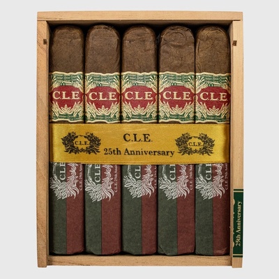 C.L.E. 25th ANNIVERSARY ROBUSTO 25 ks