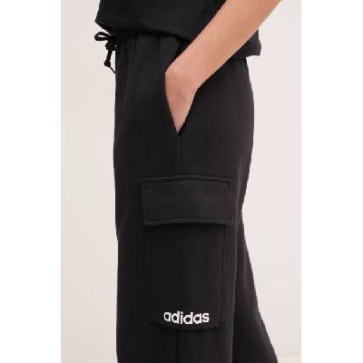 adidas Спортен панталон adidas Essentials Linear в черно с изчистен дизайн JC8312 (JC8312)