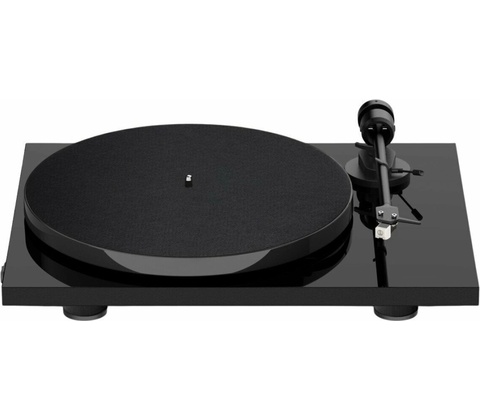 Pro-Ject E1 + AT3600L High Gloss