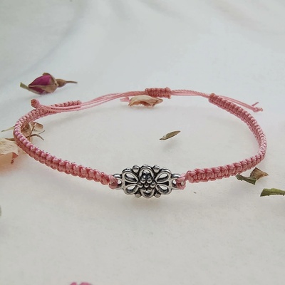 MagieKorálků.cz Shamballa náramek s kovovým mezidílkem 10100 Barva: Starorůžová
