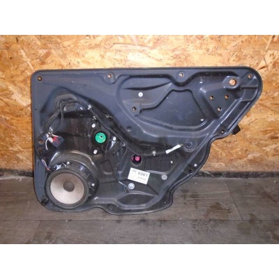 mechanismus stahování oken pravý zadní VW Passat B7 3AA combi 3AA839756